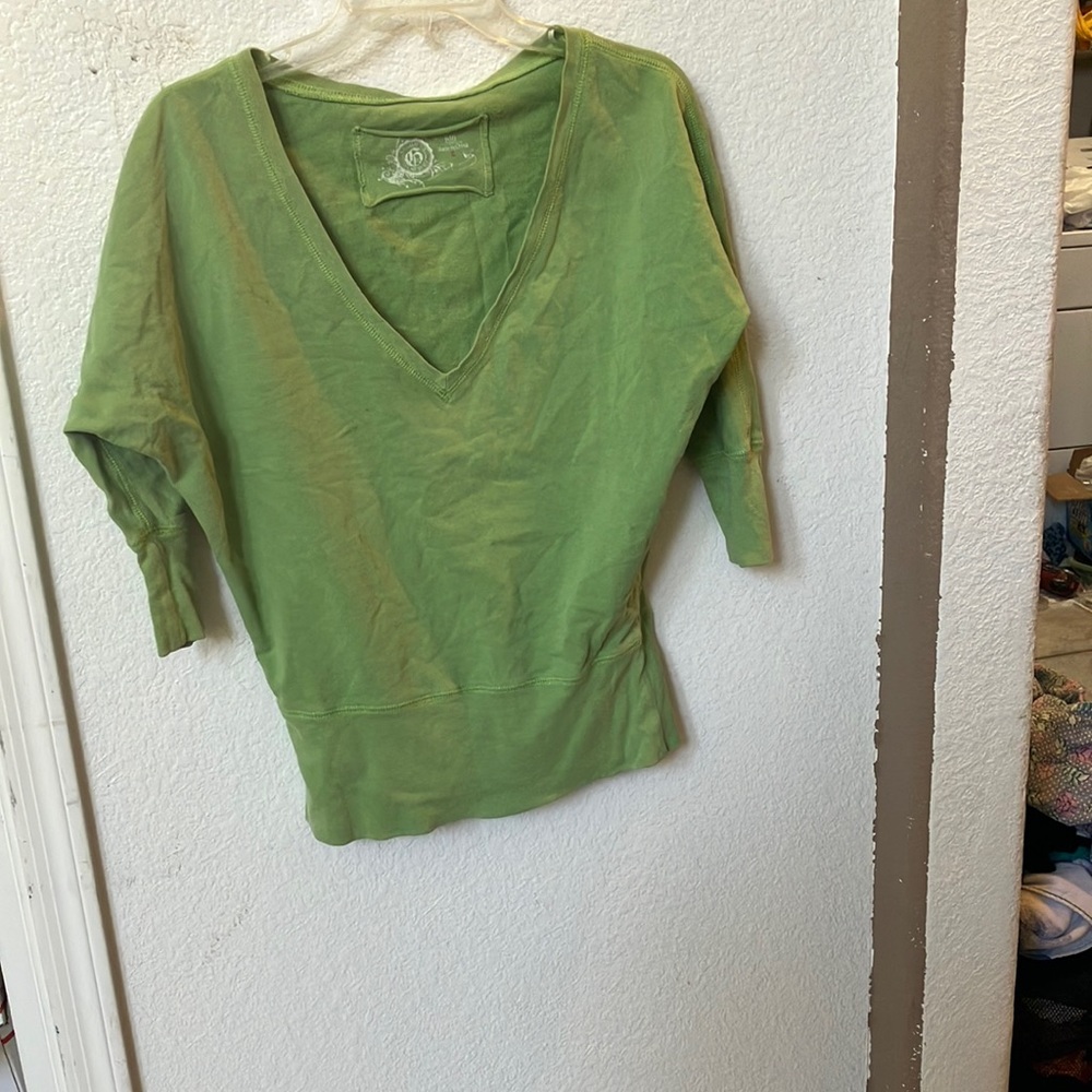 FINAL MARKDOWN Gap deep v top small